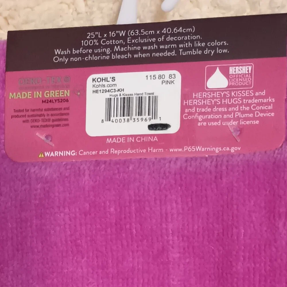 NWT~Hershey's Hugs & Kisses Decorative Magenta Bath Hand Towel 25